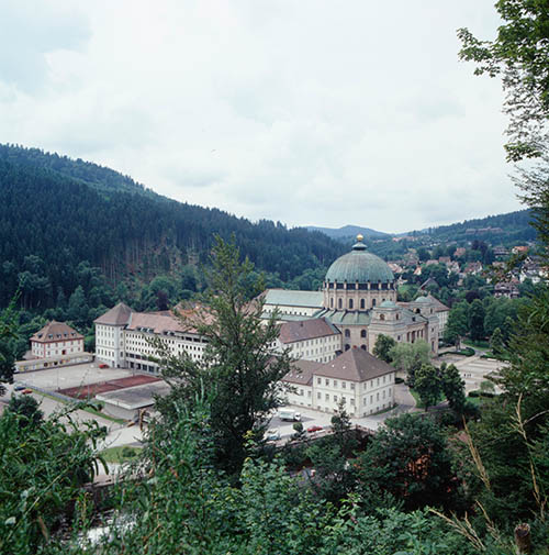 Klosteranlage St. Blasien von Südwesten. Foto: Arnim Weischer, LMZ Baden-Württemberg