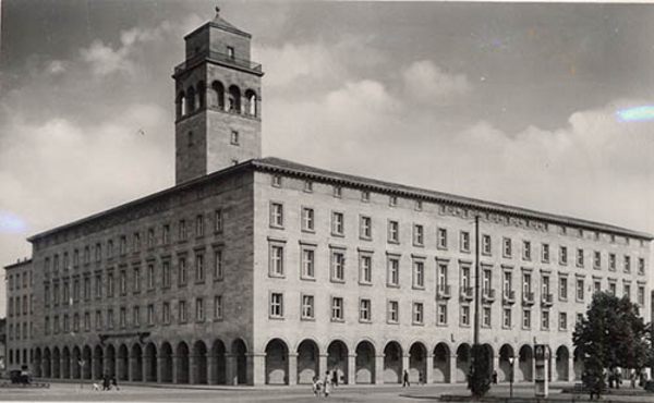 Die Karlsruher Oberpostdirektion in den 1950er-Jahren