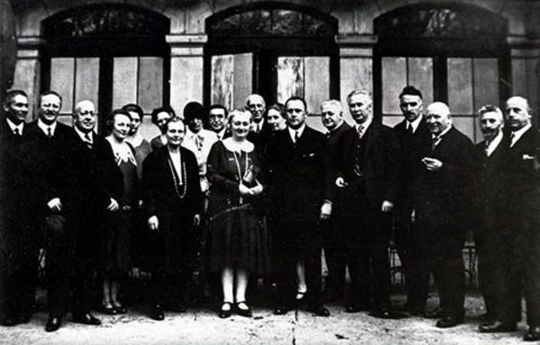 Die DDP-Fraktion beim Dreikönigstreffen 1930. Foto: LMZ Baden-Württemberg 