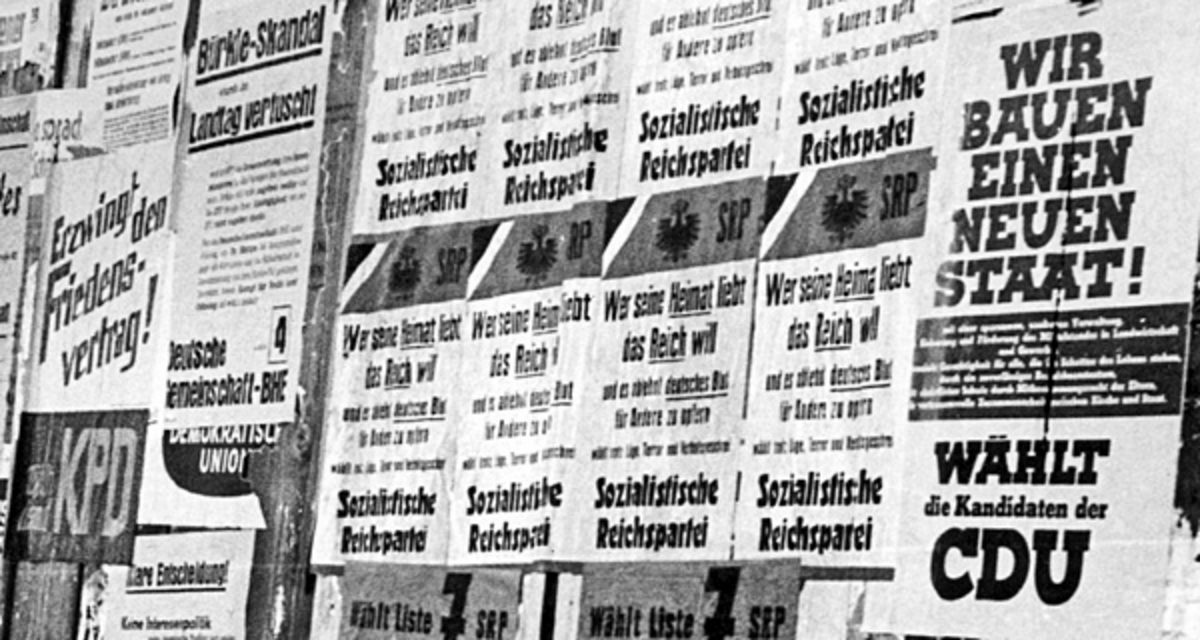 „Wir bauen einen neuen Staat!“ Wahlplakate zur Verfassung gebenden Landesversammlung Stuttgart 9.3.1952. Foto: LMZ BW. 